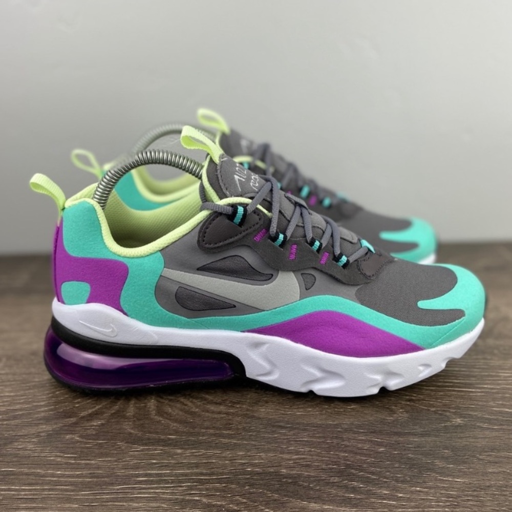 NEW Nike Air Max 270 React - Picture 2 of 6
